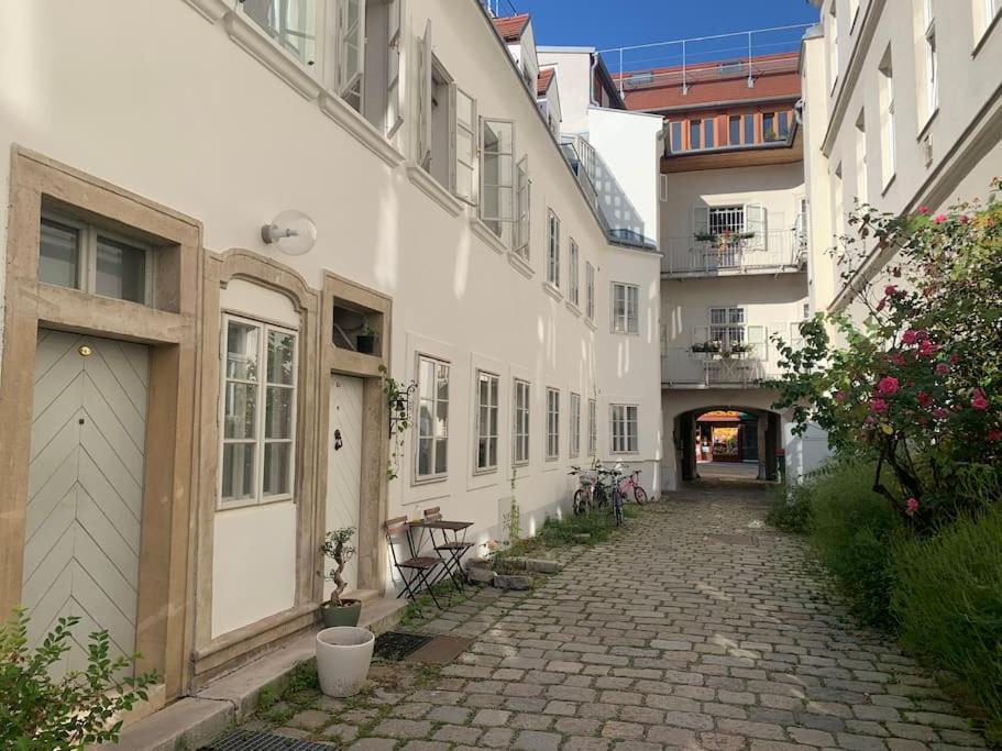 Kleines Stadthaus In Toplage Vienna Exterior photo